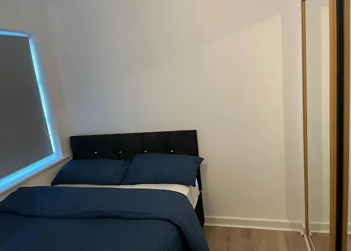 King Dems Home